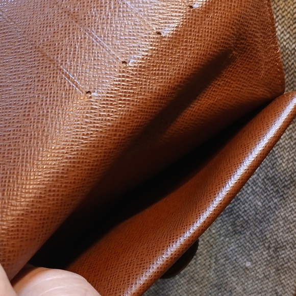 Louis Vuitton Monogram Porte Papier Zippe Wallet - Picture 14 of 16